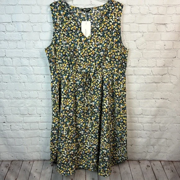 BloomChic Floral V Neck Elastic Waist Sleeveless Pocket Dress Plus Size 2X - Picture 2 of 7